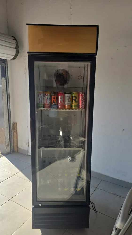 Technician providing cold room repair service in Durban North